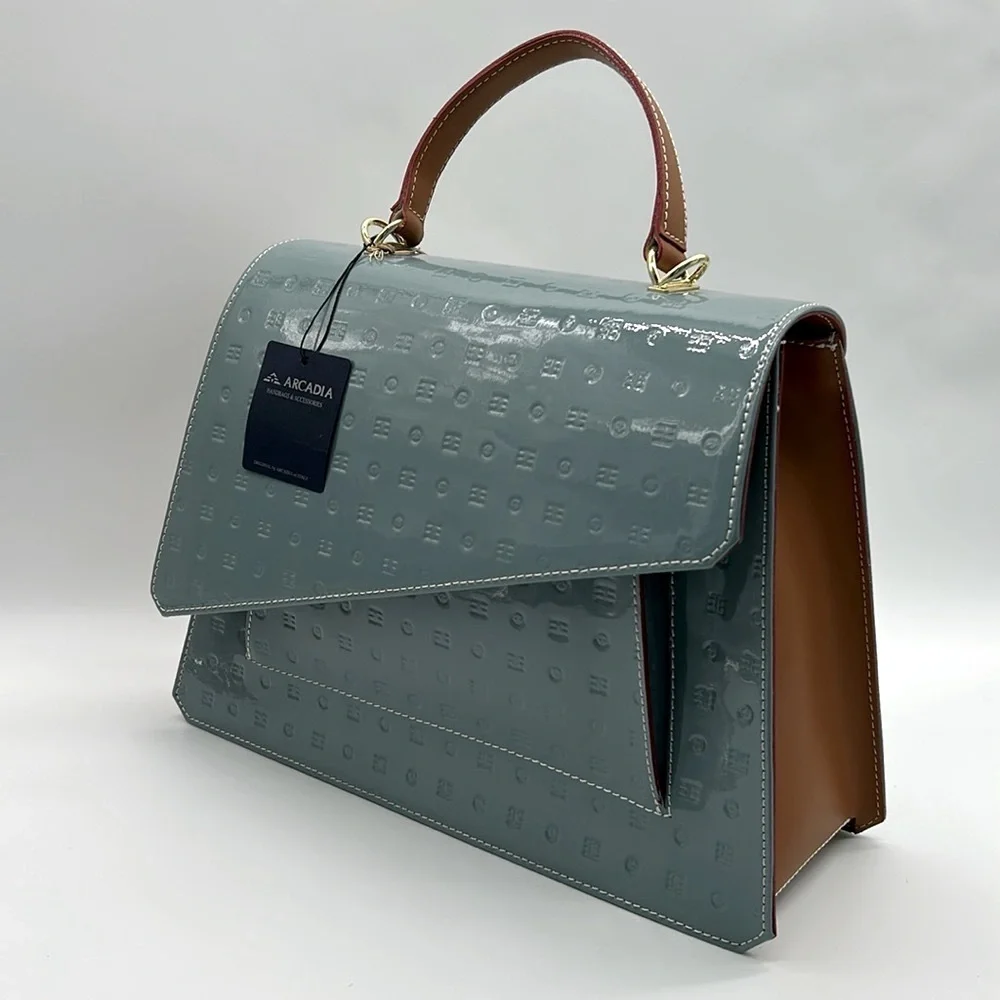 2385- Arcadia Women’s Crossbody Bag Made In Italy Patent Leather NWT - Picture 4 of 14